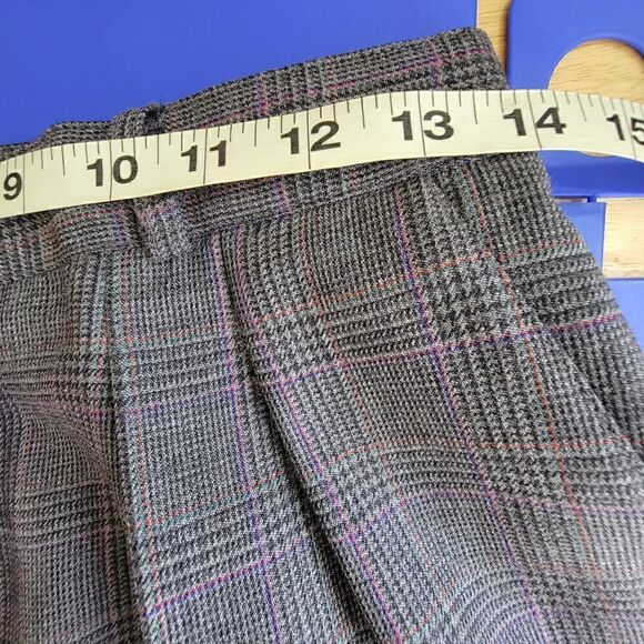 Liz Claiborne Petite Collection Wool Bermuda Shorts Grey Size 10 Petite - Picture 7 of 14